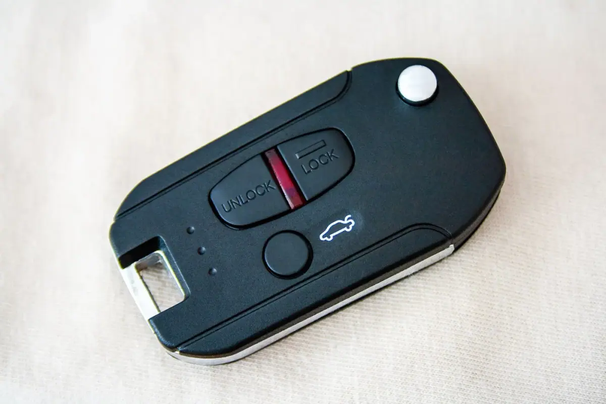 Flip key fob, buttons tested