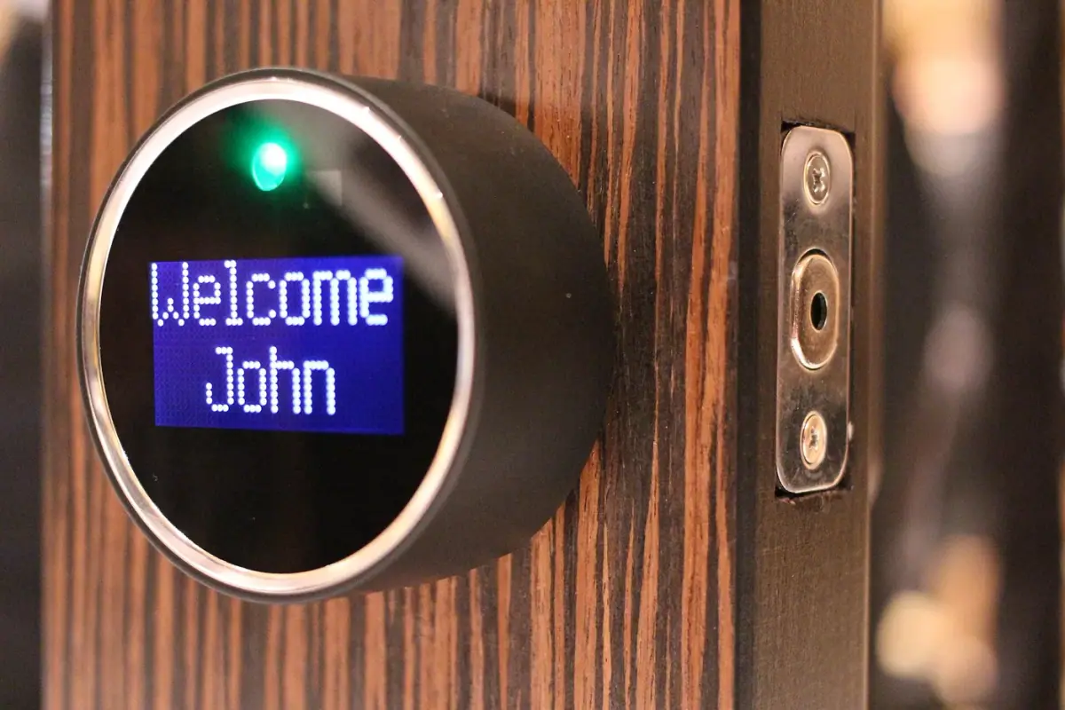 Smart lock that forgives forgotten keys